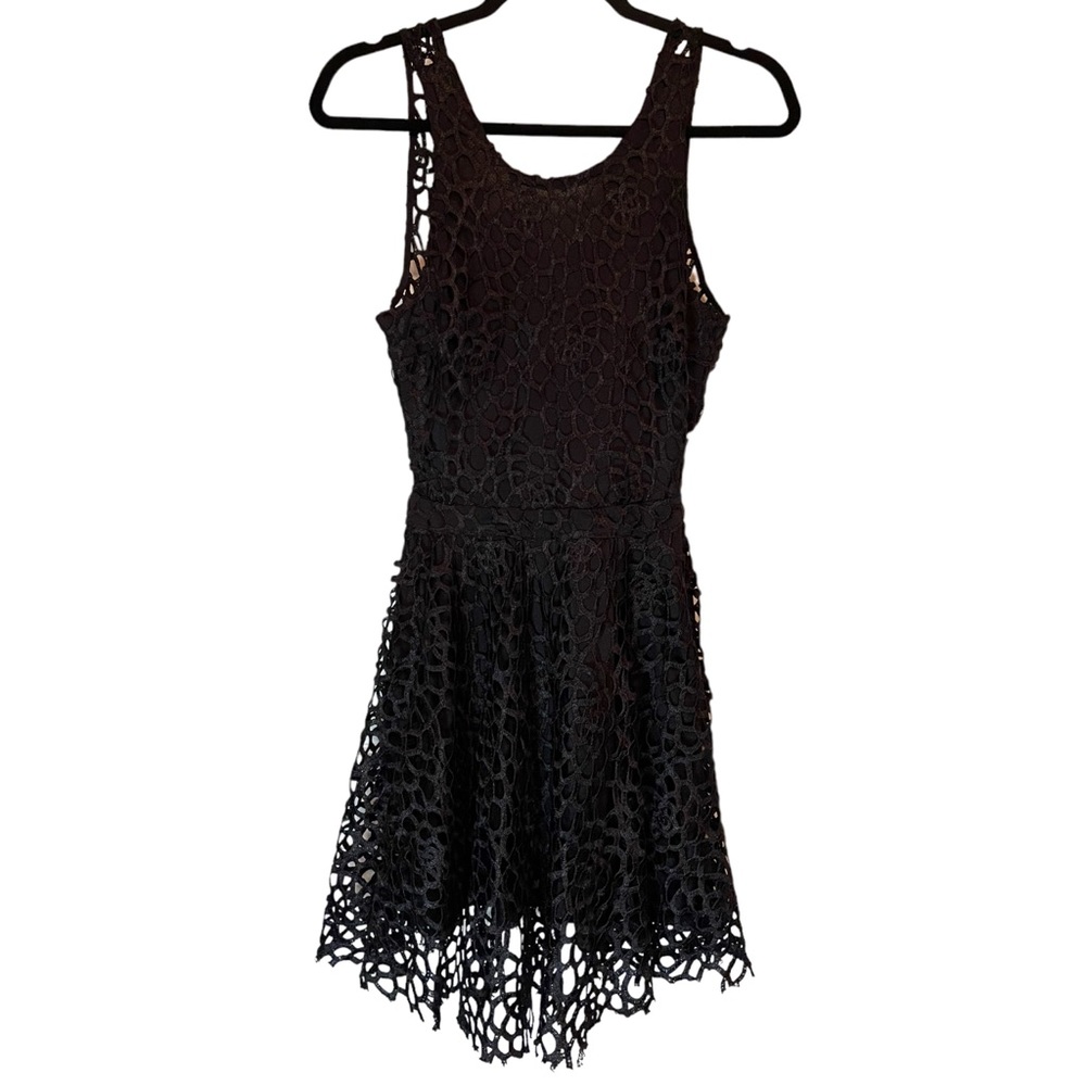 Daisy Black Cutout Fit and Flare Dress Size Medium